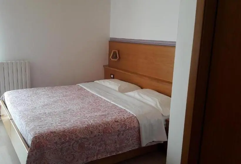 Hotel Edelweiss