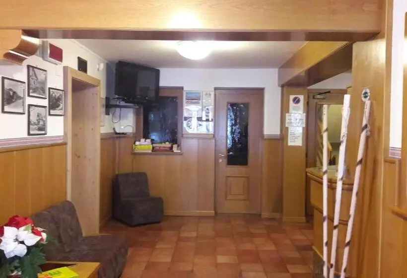 Hotel Edelweiss