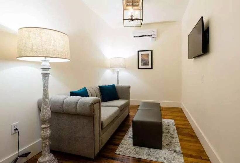 فندق Florence, Tapestry Collection By Hilton