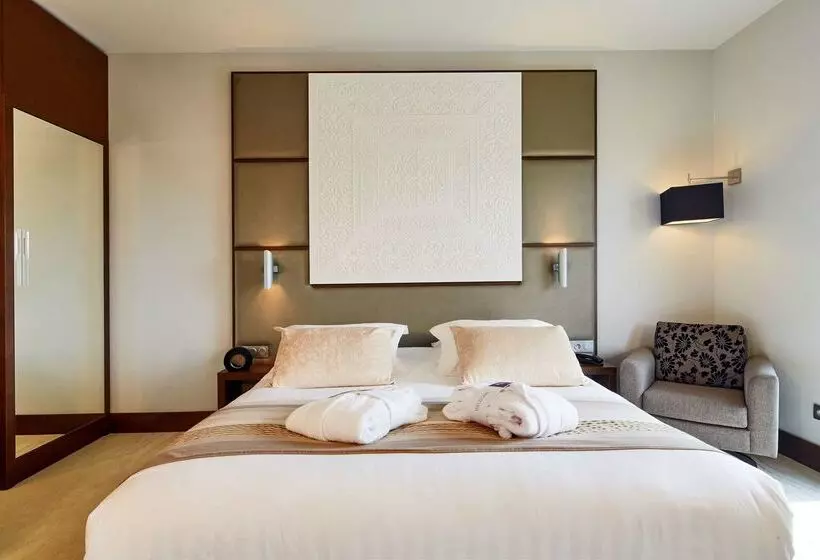 Kyriad Prestige Lyon Est Saint Priest Eurexpo Hotel And Spa