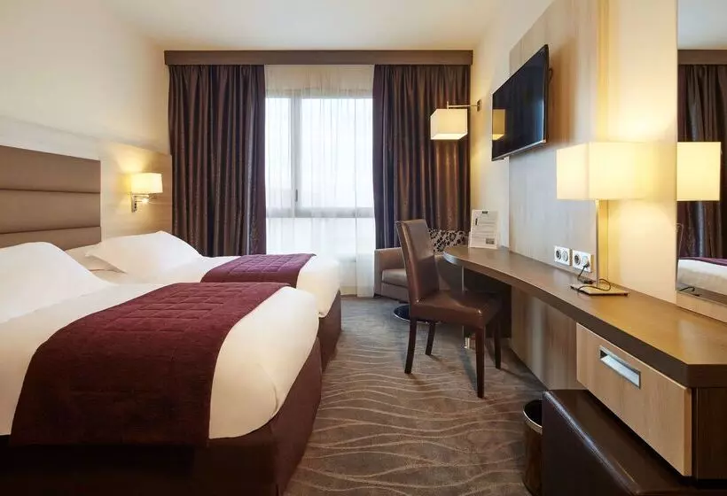 Kyriad Prestige Lyon Est Saint Priest Eurexpo Hotel And Spa