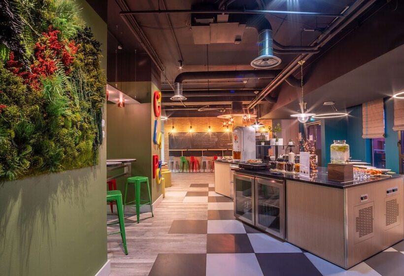 Kyriad Prestige Lyon Est   Saint Priest Eurexpo Hotel And Spa