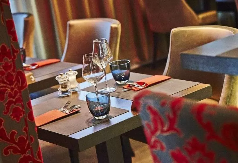 Kyriad Prestige Lyon Est Saint Priest Eurexpo Hotel And Spa