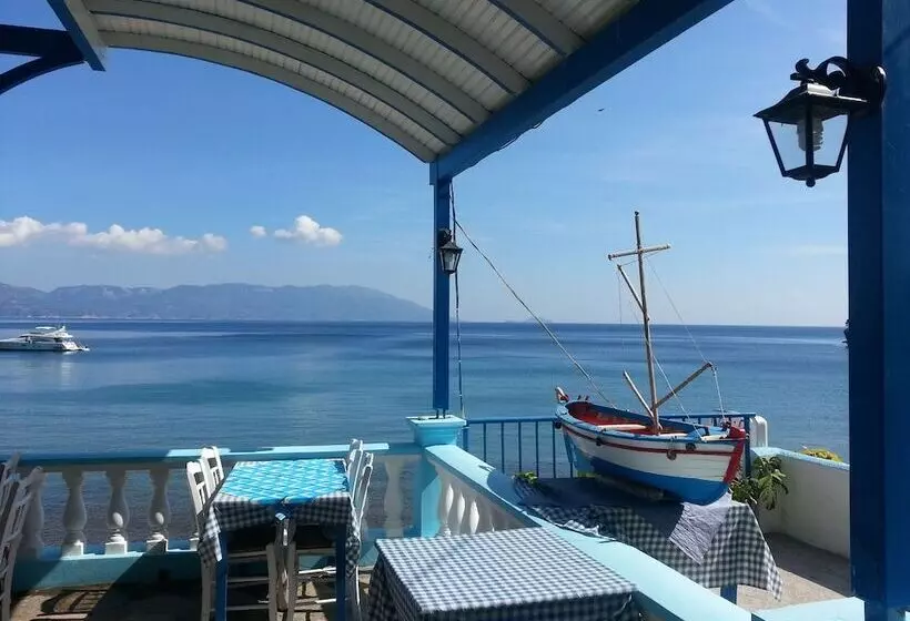 هتل Nereides Apartments