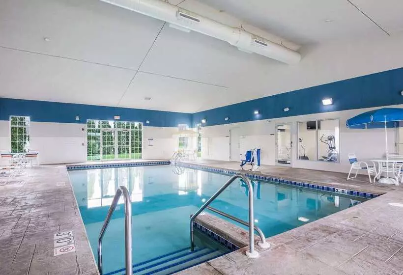 Отель Quality Inn & Suites Lodi I 90