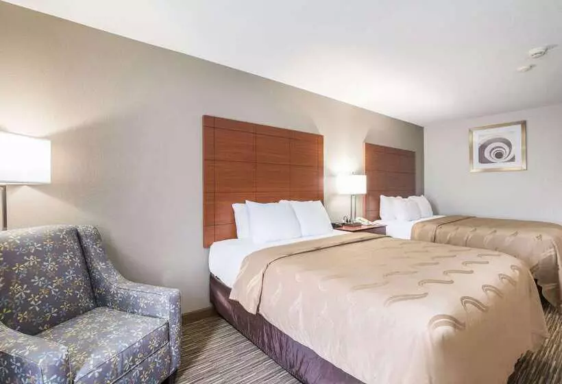Отель Quality Inn & Suites Lodi I 90