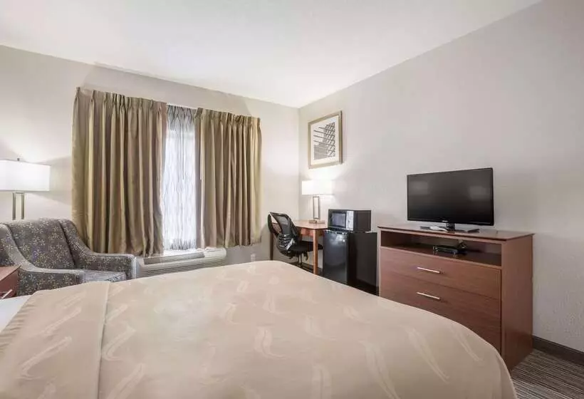 Отель Quality Inn & Suites Lodi I 90