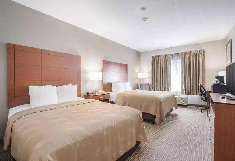 Отель Quality Inn & Suites Lodi I 90