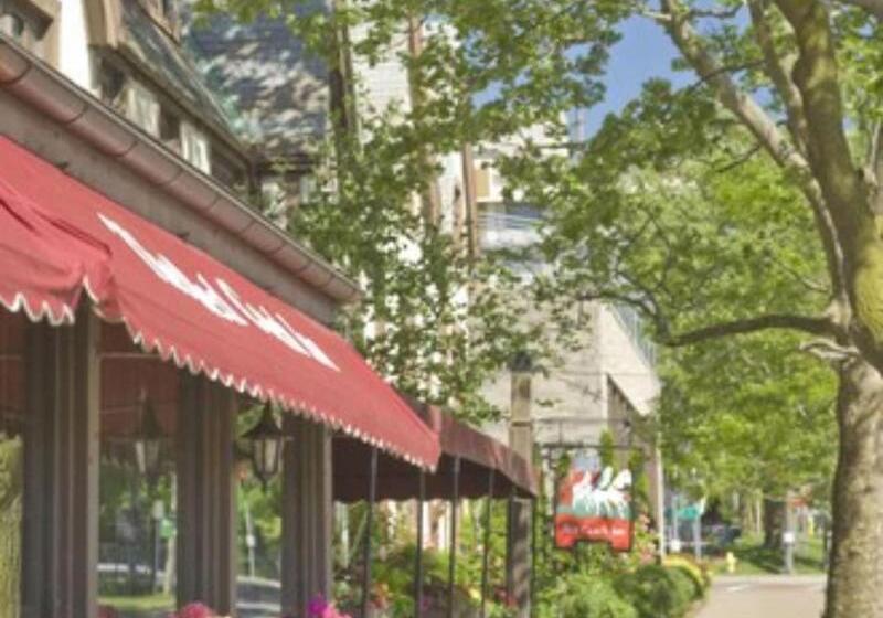 فندق ريفى Red Coach Inn