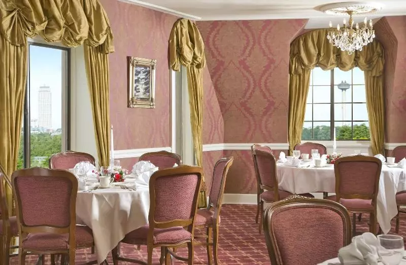 Сельский отель Red Coach Inn