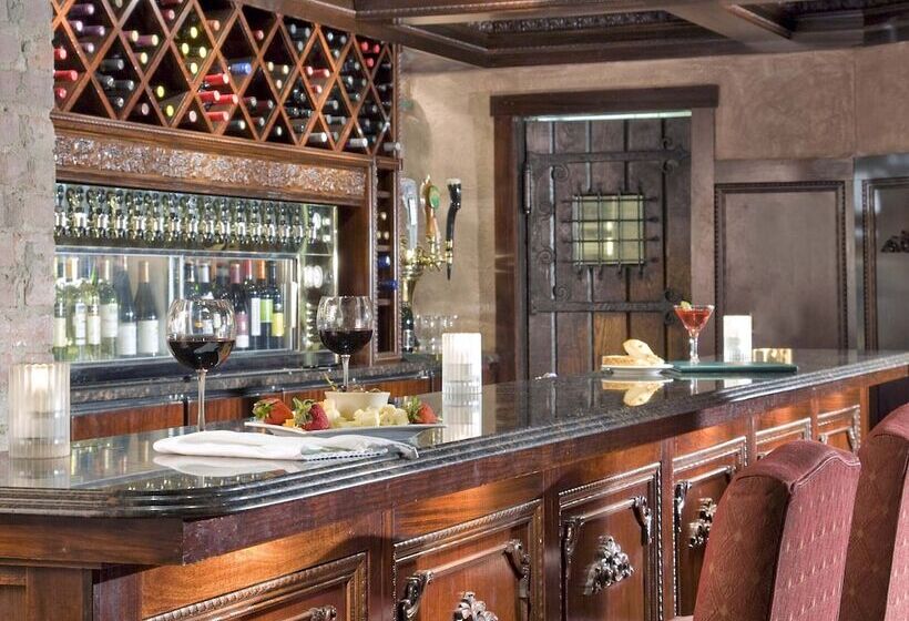 فندق ريفى Red Coach Inn