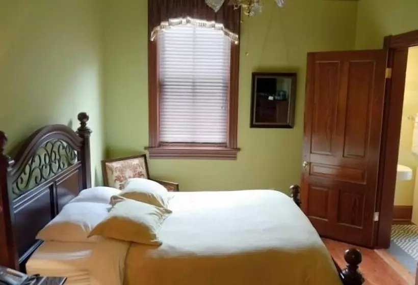 Отель The Fitzpatrick