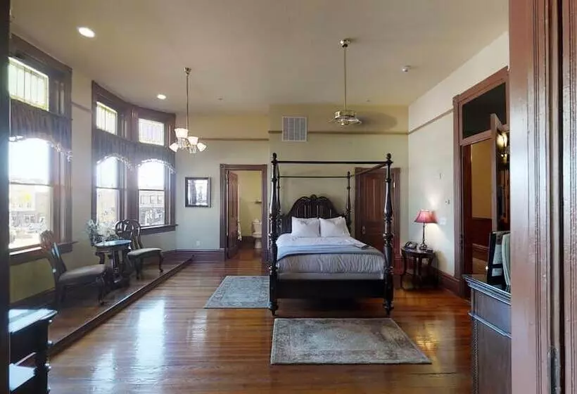 Отель The Fitzpatrick