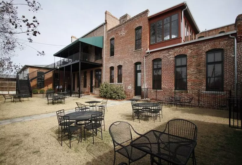 Отель The Fitzpatrick