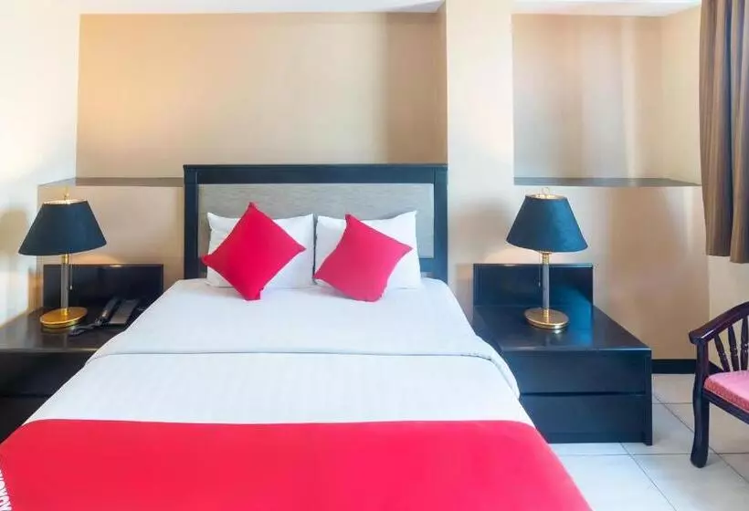 בית מלון כפרי The Maxwell