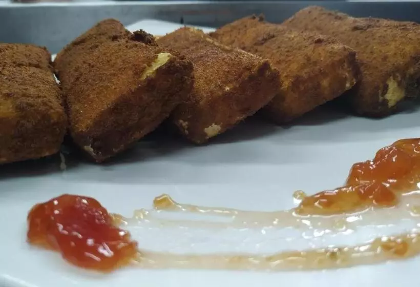 Отель Torrepalacio