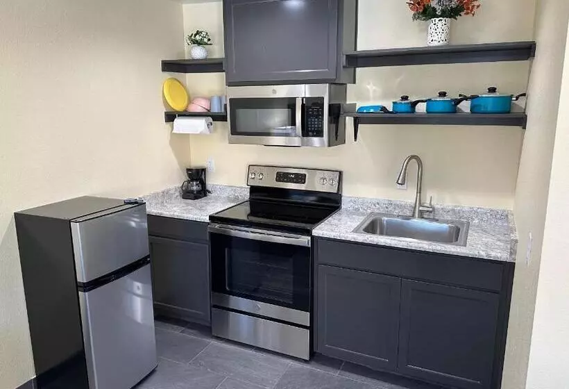 מוטל Relax Inn Of Medford