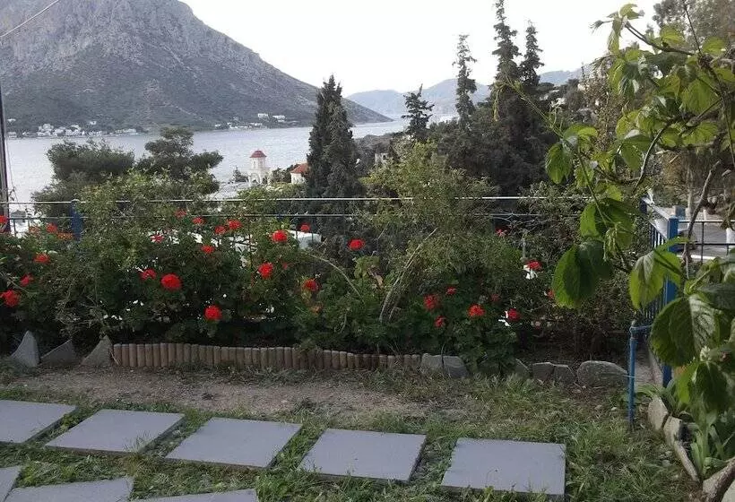 Panorama Studios & Apartments