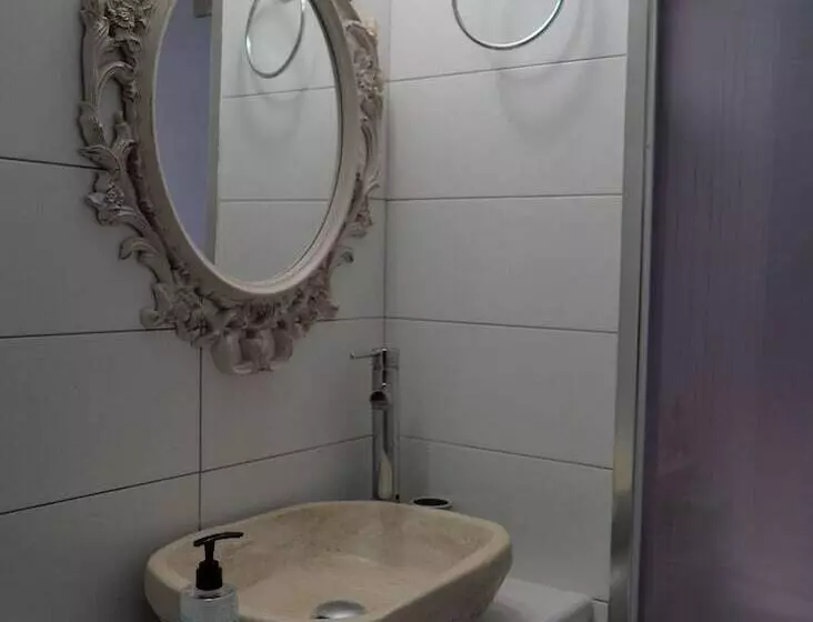 Panorama Studios & Apartments