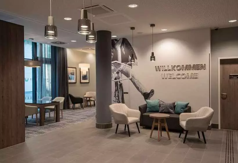 ホテル Hampton By Hilton Dusseldorf City Centre