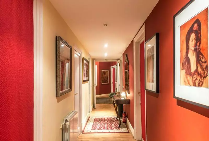 ベッドアンドブレックファースト Barcino 147