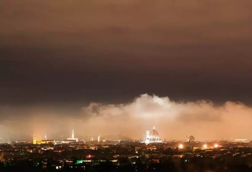 ベッドアンドブレックファースト Castello Di Montalbano