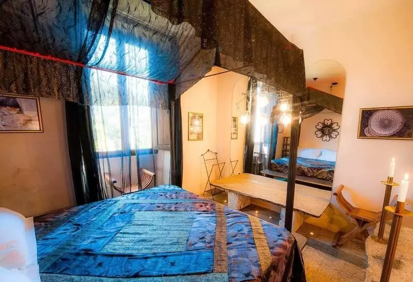 ベッドアンドブレックファースト Castello Di Montalbano