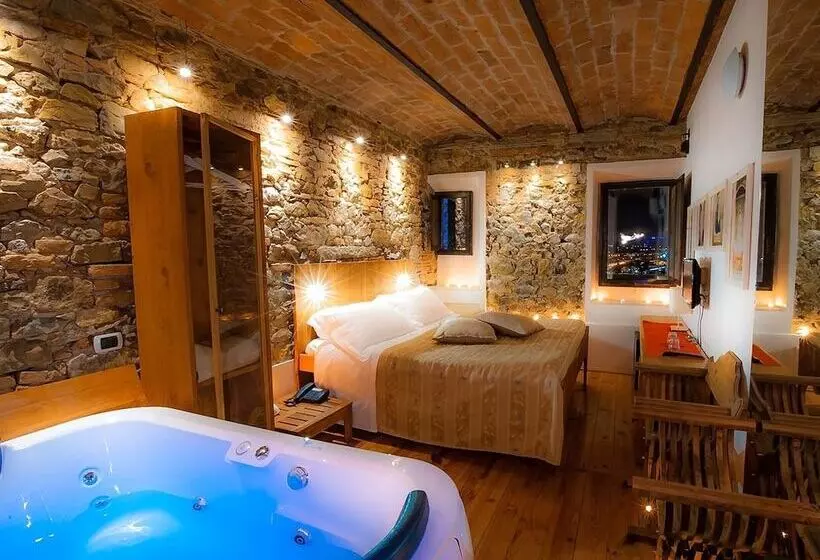 ベッドアンドブレックファースト Castello Di Montalbano