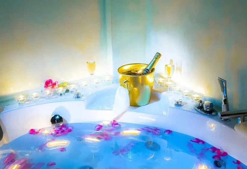 ベッドアンドブレックファースト Castello Di Montalbano