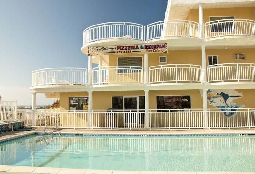 Coliseum Ocean Resort