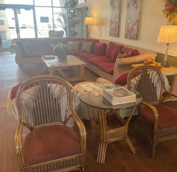 Getaways At Destin Holiday Beach Resort