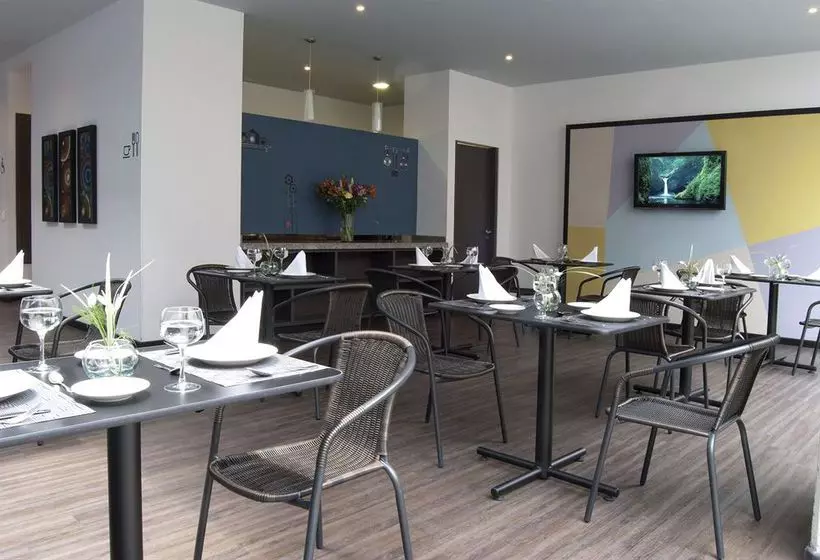 فندق Best Western Calleja Suites