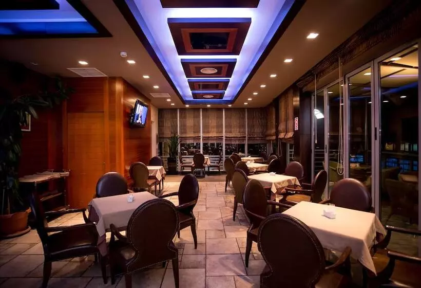 בית מלון כפרי Colosseo & Spa