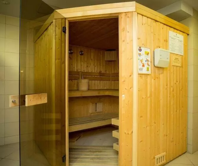 בית מלון כפרי Colosseo & Spa