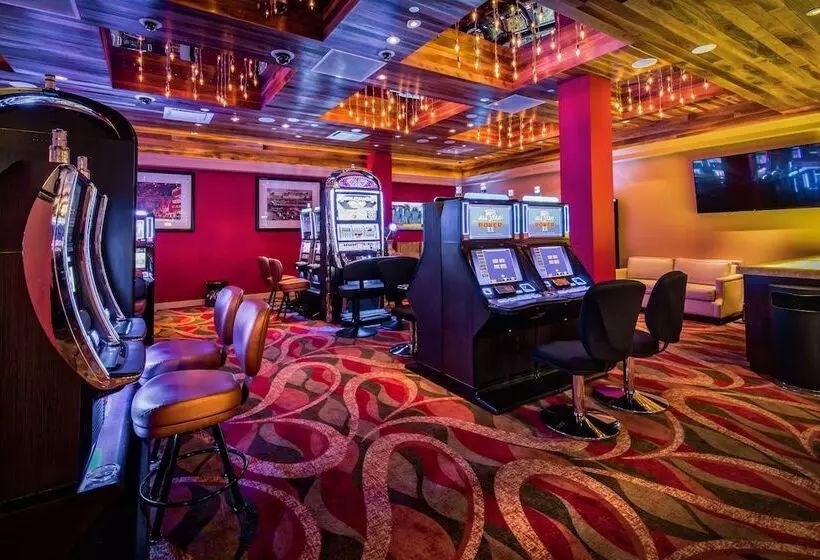 Downtown Grand Hotel & Casino