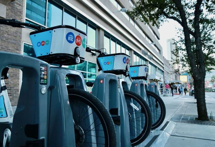 Downtown Grand Hotel & Casino