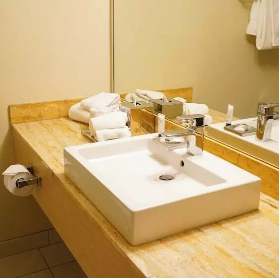 Downtown Grand Hotel & Casino