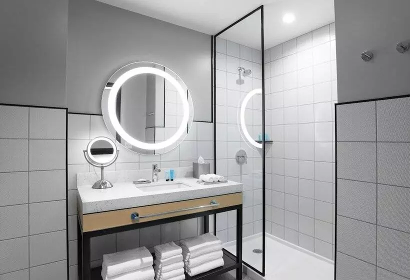 Downtown Grand Hotel & Casino