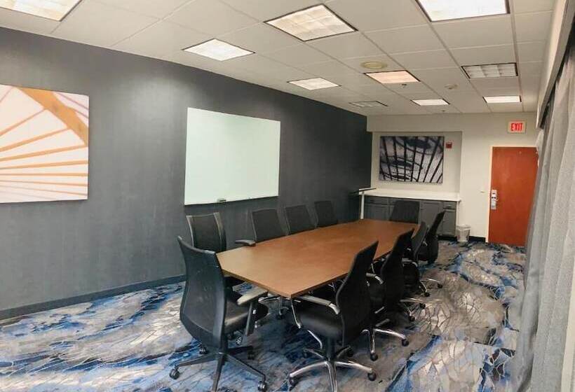 فندق Fairfield Inn & Suites By Marriott Waco North