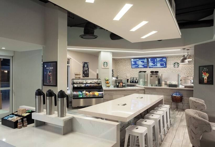 فندق Fairfield Inn & Suites By Marriott Orlando Lake Buena Vista In The Marriott Village