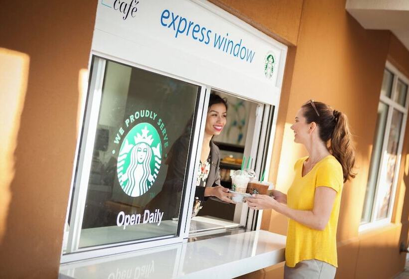 فندق Fairfield Inn & Suites By Marriott Orlando Lake Buena Vista In The Marriott Village