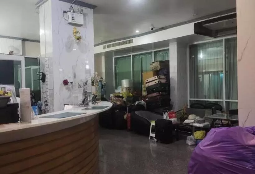 Hotelli J Two S Pratunam