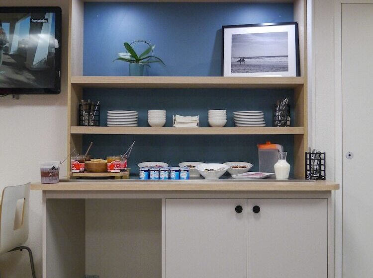 فندق Kyriad Direct Mont De Marsan   St Avit