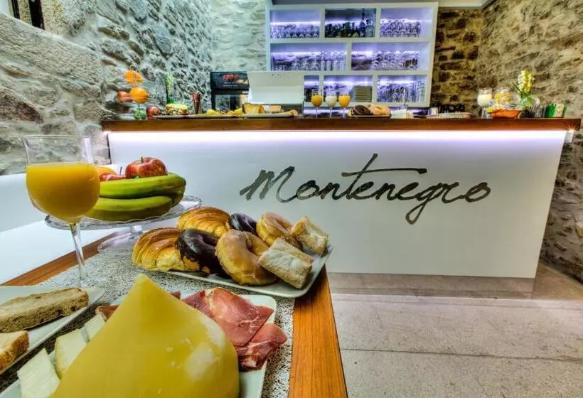 Отель Montenegro Compostela