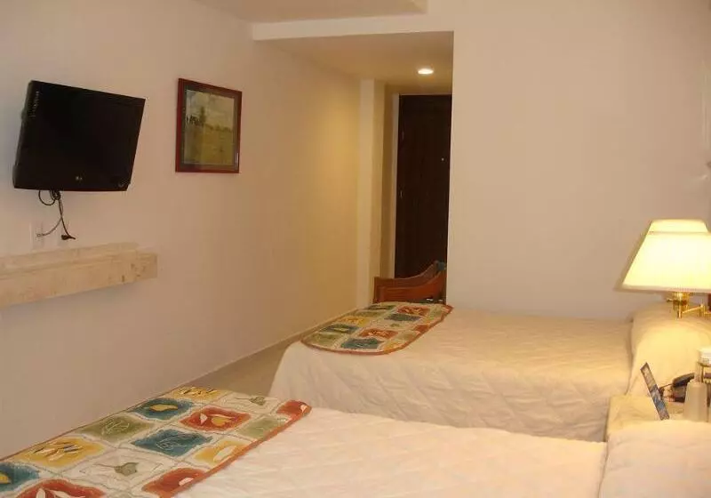 ホテル Y Suites Nader