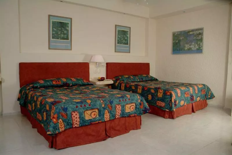 ホテル Y Suites Nader