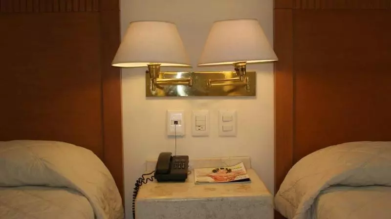 ホテル Y Suites Nader