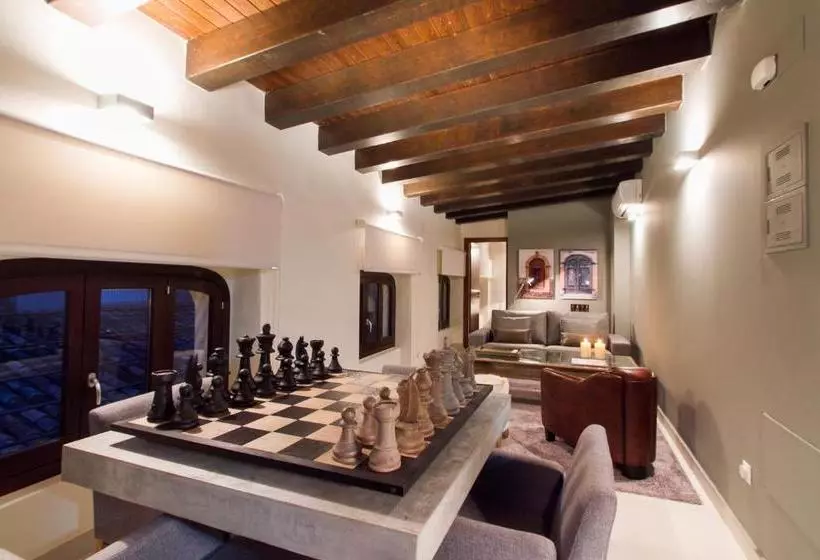 Like Apartments Negrito