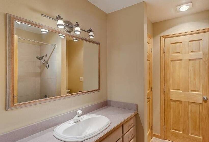 Longbranch 201 Condo With Pool & Hot Tub