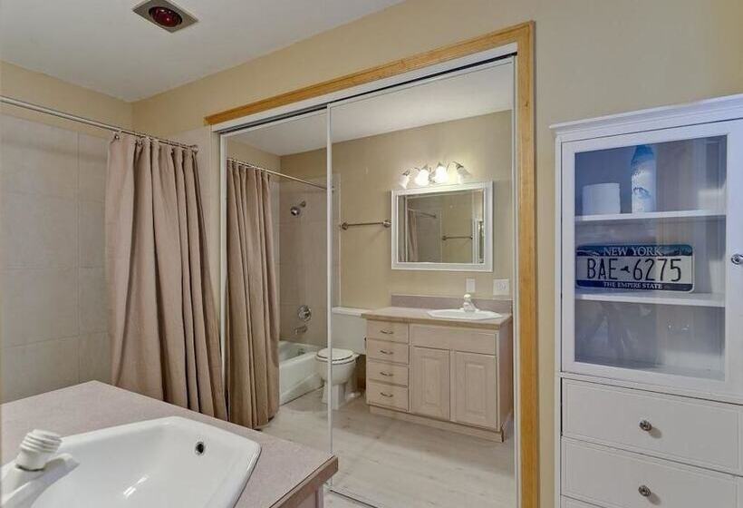 Longbranch 201 Condo With Pool & Hot Tub